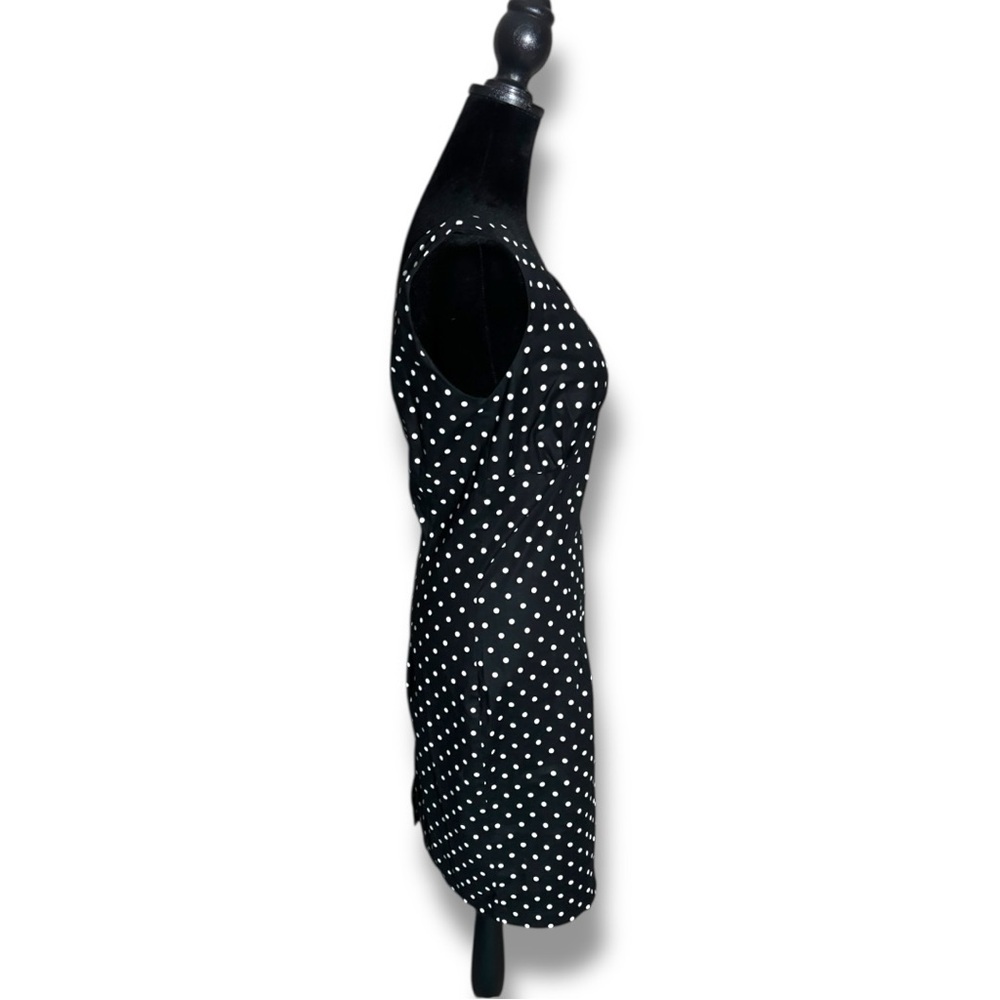 Forever 21 Black and White Polka Dot V-Neck Mini Fitted Sleeve/Backless Dress - Picture 4 of 15